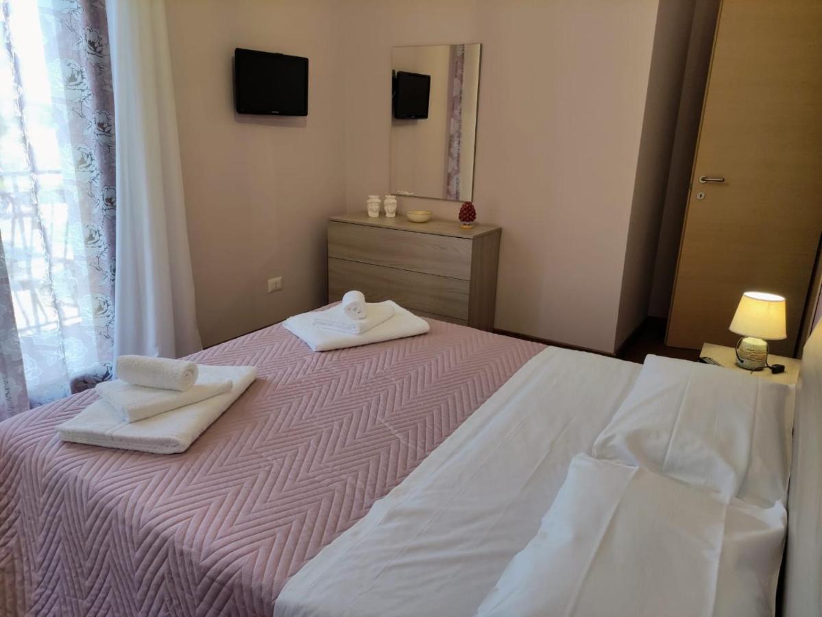 I Du Meli Apartments 陶尔米纳 外观 照片